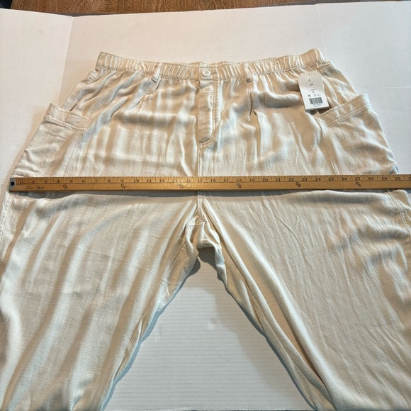 NWT Wonderly Drapey Linen Blend Button Fly Cream Lightweight Cargo Pants Size 3X - Picture 6 of 14